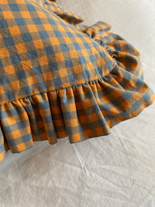 Funda cojín vuelos vichy, mostaza