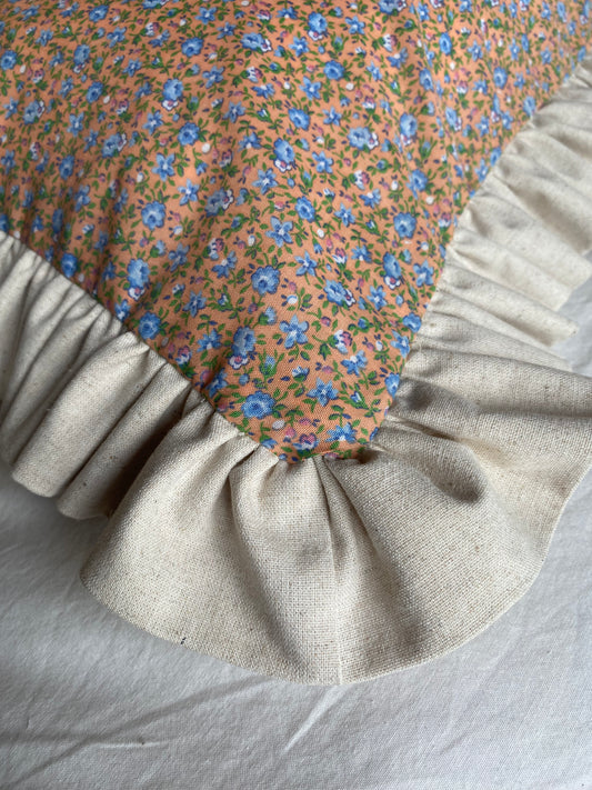 Funda cojín vuelos floreado, mandarina