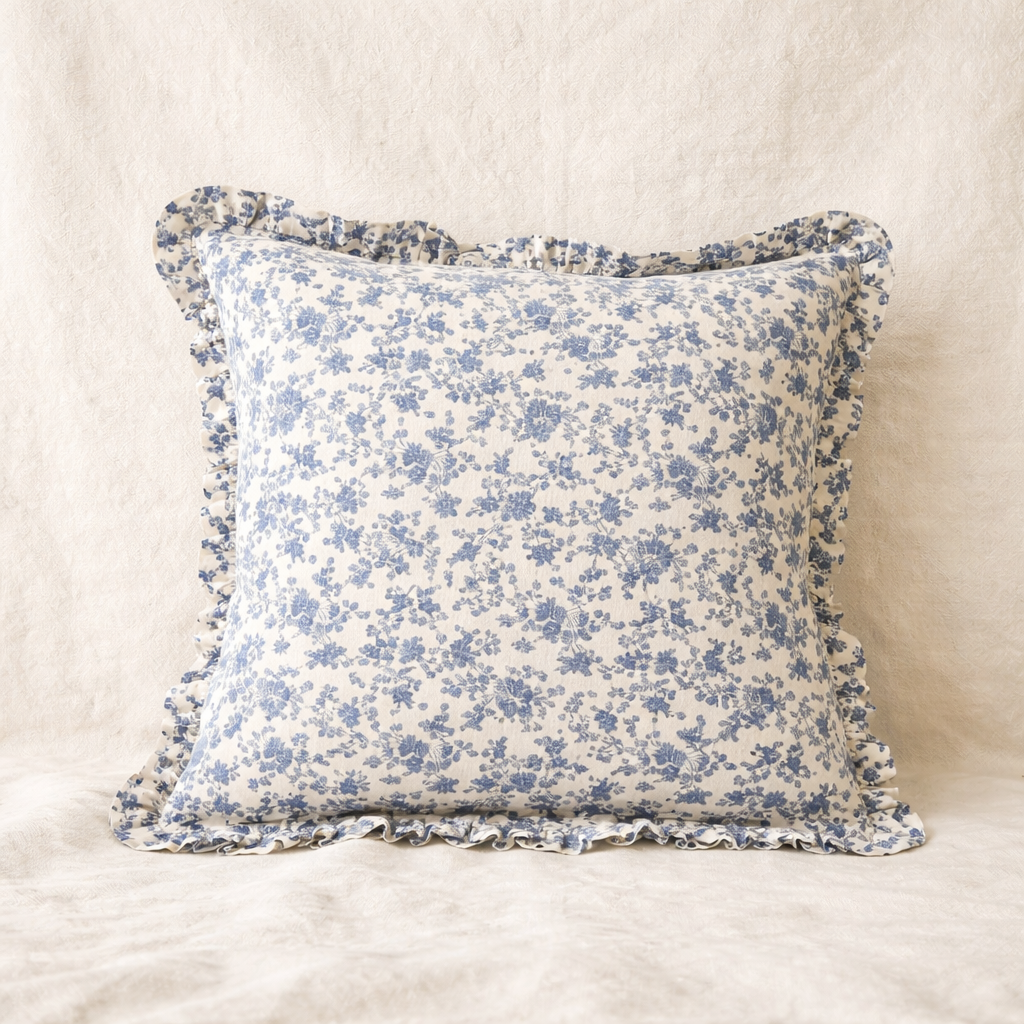 Cojín floreado Azul con Ruffles